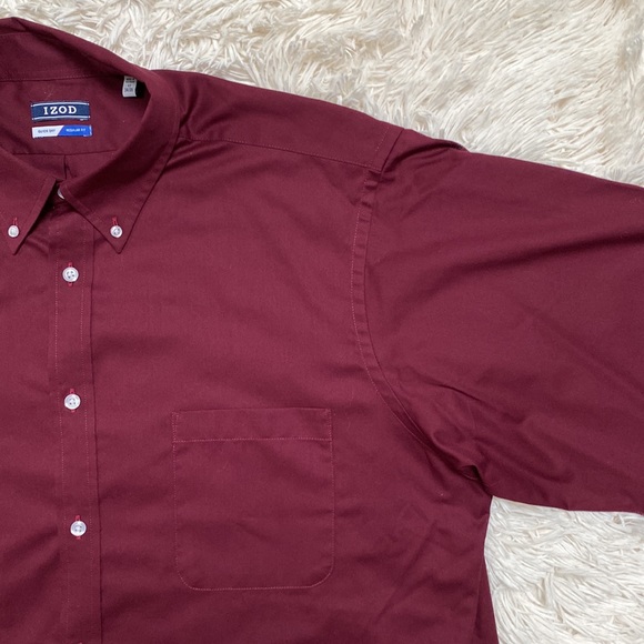 🎉HP🎉 Izod Button Down Shirt 💗 Maroon - Picture 6 of 16
